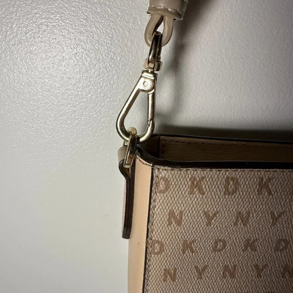 DKNY  mini bag - Picture 5 of 13